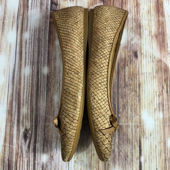 Born CARRIE Women's Size 9 Tan Brown Cork Snake Print Ballet Flats Loafers Shoes - Picture 7 of 10